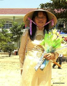 Hoang Mai Nguyen-Ton Nu Hoang Mai Nguyen-Ton Nu